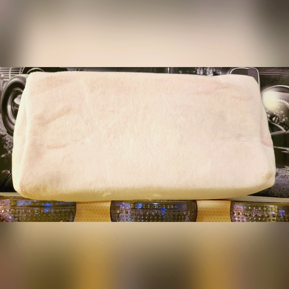 Juicy Couture Pink Velour Travel Bag NWT (Y2K vibes) - Picture 7 of 8